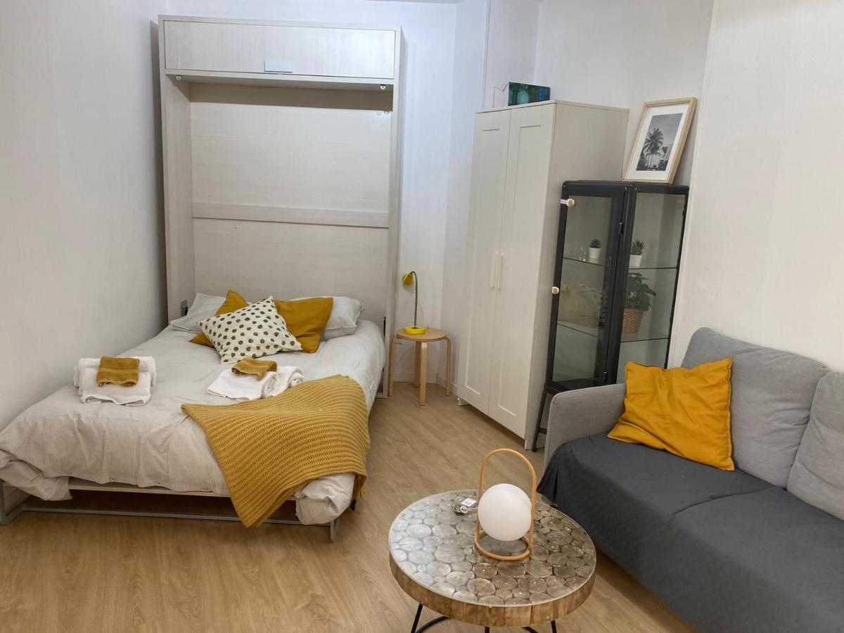 Bonito Estudio Con Terraza Madrid Exterior photo